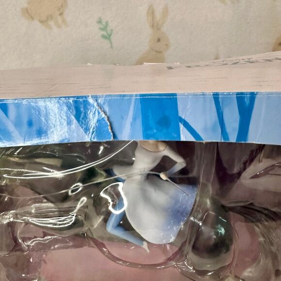 Disney FROZEN 2 Elsa & The Water Spirit Nook Mood Light Figurine Limited Release - Picture 3 of 12